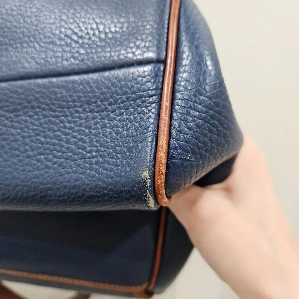 Vintage Coach Sheridan Monticello Leather Crossbody Bag 4226 Navy British Tan